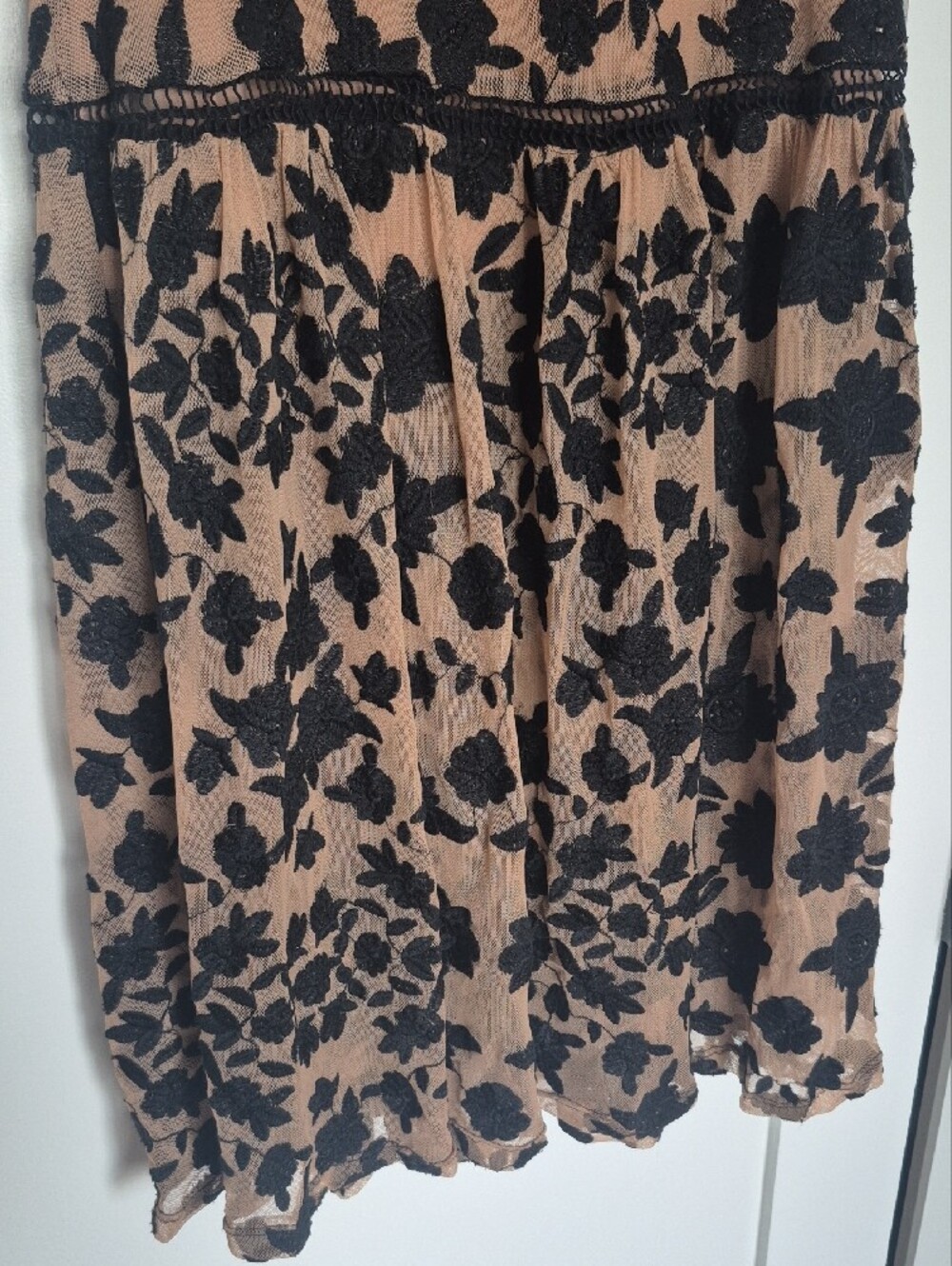 For Love & Lemons Black Floral Appliqué Mesh Set, Small - Picture 11 of 17